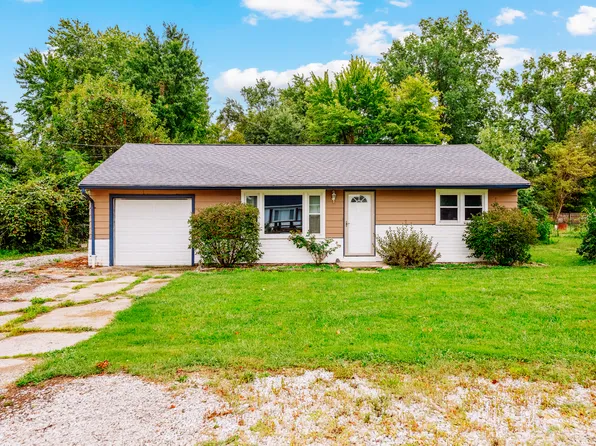 3466 Virginia Dr, Amelia, OH 45102