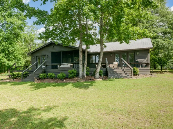 860 Beaver Cove Rd, Equality, AL 36026