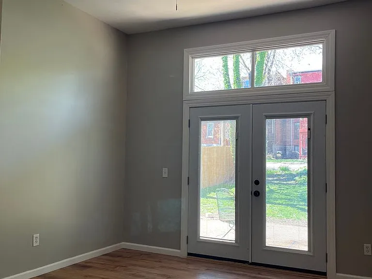 2405 Menard St #1 — Photo 6
