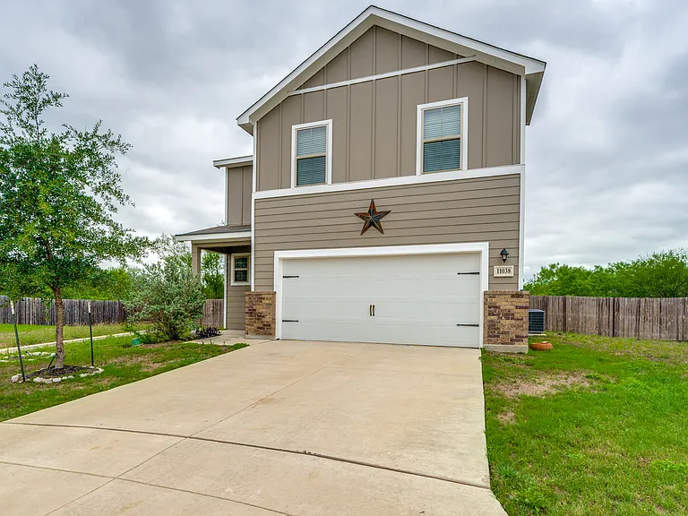 11038 Airmen Dr — Photo 9