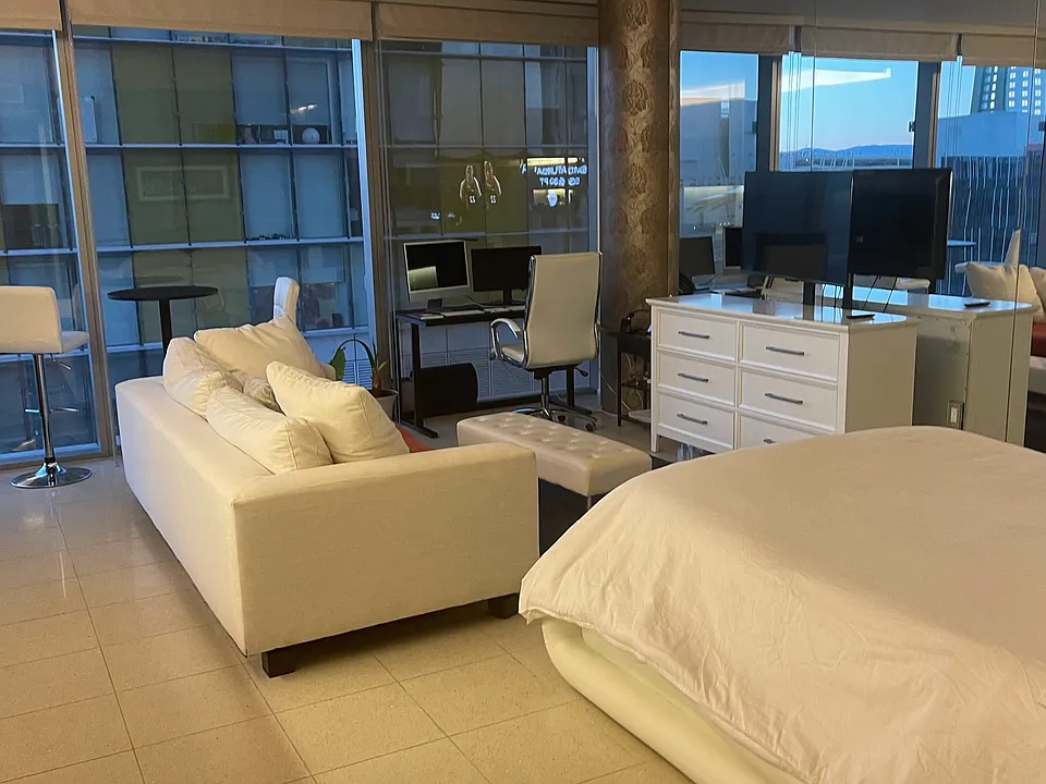 3722 Las Vegas Blvd S #510