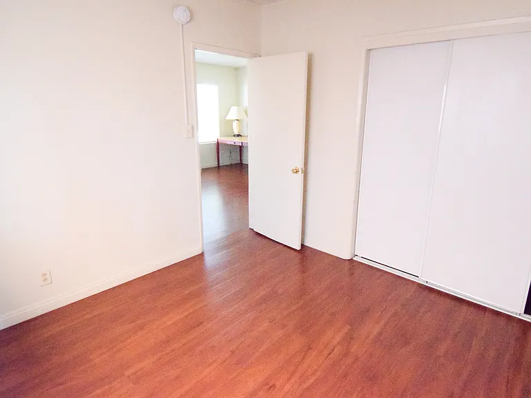 2618 Ellendale Pl. — Photo 17