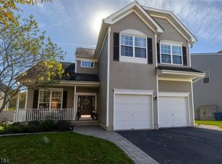 83 Watch Hill Rd, Hackettstown, NJ 07840