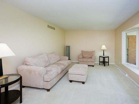 5299 whippoorwill dr-103