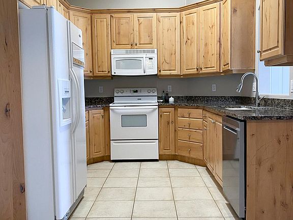 4th image of 165 S Pleasant Grove Blvd Unit 47
