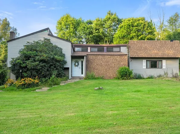 11397 Swick Holton Rd, Saint Louisville, OH 43071