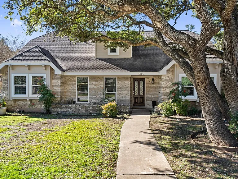 6906 One Oak Rd — Photo 1