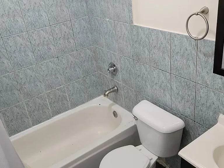 2139 S Western Ave #2 — Photo 11