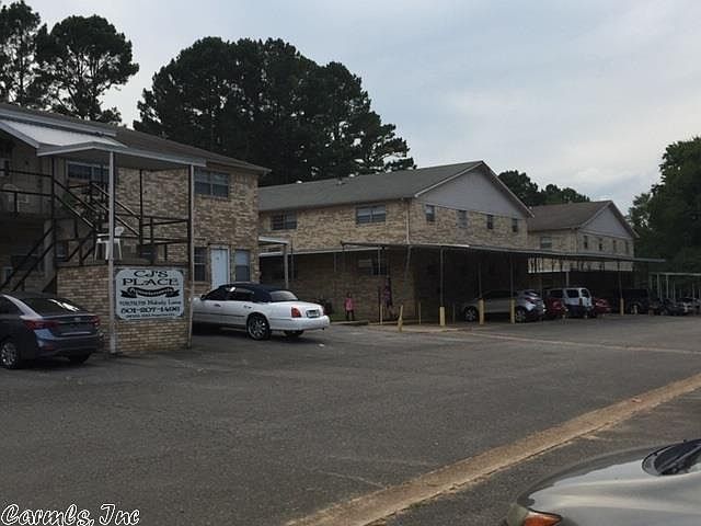 1st image of 709 Melody Ln