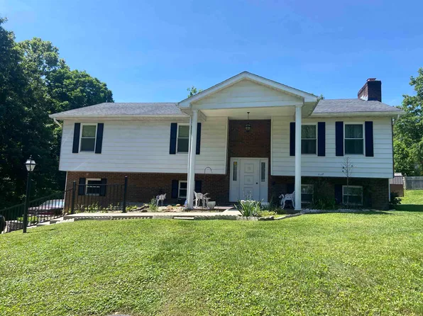 2803 Camellia Dr, Flatwoods, KY 41139