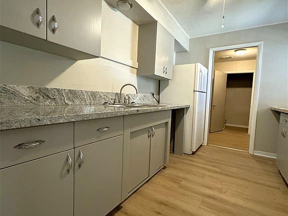 4th image of 2326 NW Denver Ave