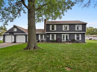 216 N Kansas St, Atwood, IL 61913