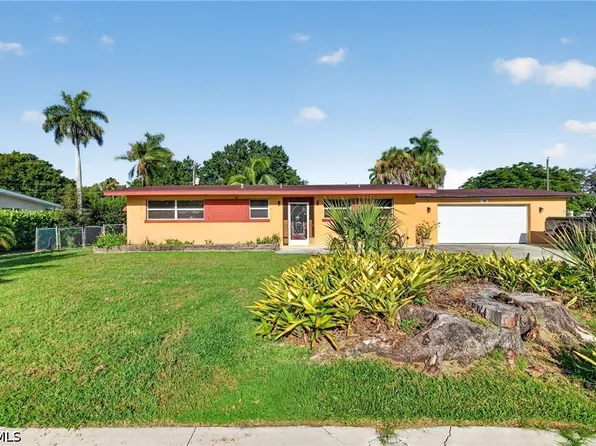 2950 Holly Rd, Fort Myers, FL 33901