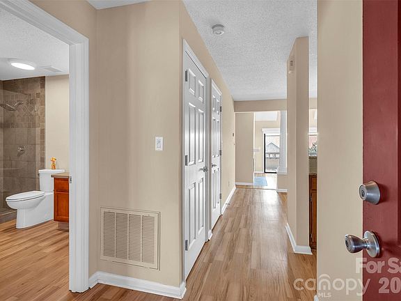 3rd image of 9029 J M Keynes Dr Unit 61