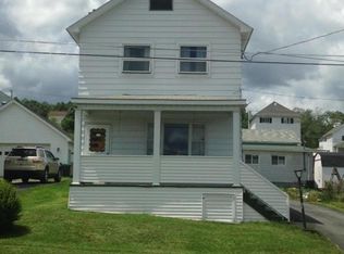 531 Clinton St, Forest City, PA 18421