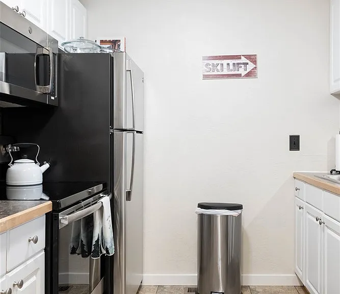 1384 Park Ave #215 — Photo 23
