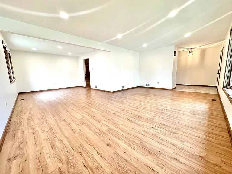 12724 W Tanglewood Cir — Photo 19