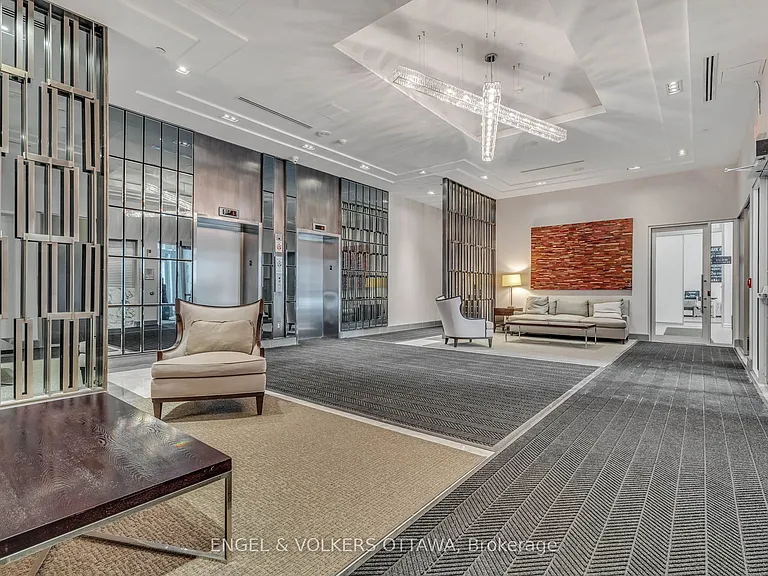300 Lisgar St #701 — Photo 4
