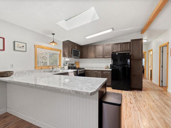 691 Fieldbrook Rd, McKinleyville, CA 95519