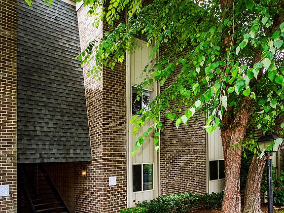 3rd image of 3636 Taliluna Ave APT 220