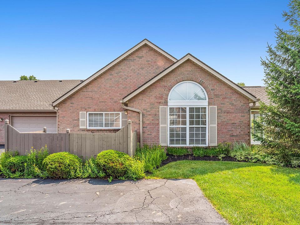1st image of 1295 Amberlea Dr E