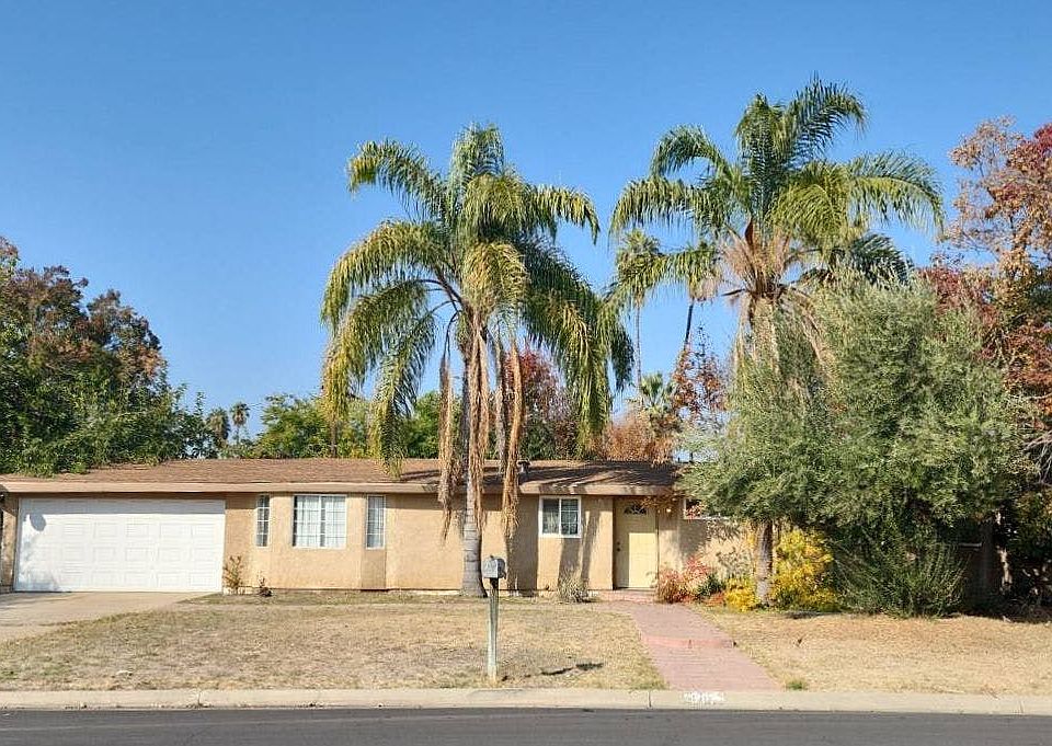 1st image of 917 N Villa Ave