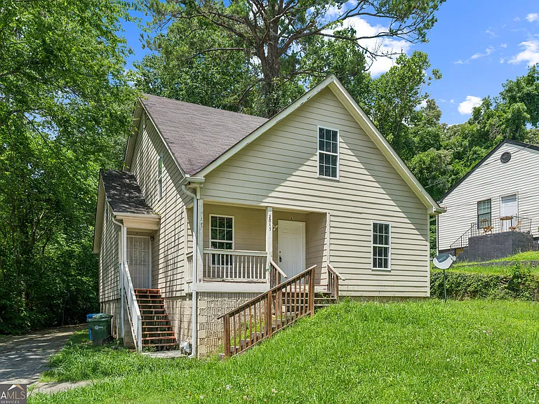 2045 Baker Rd NW #A — Photo 2