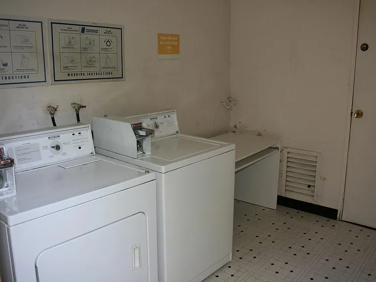 91 N Mar Vista Ave #9 — Photo 26