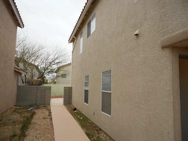 9546 Swiss Stone Ct — Photo 28