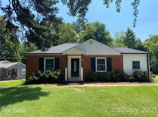 2301 Dickens Ave, Charlotte, NC 28208