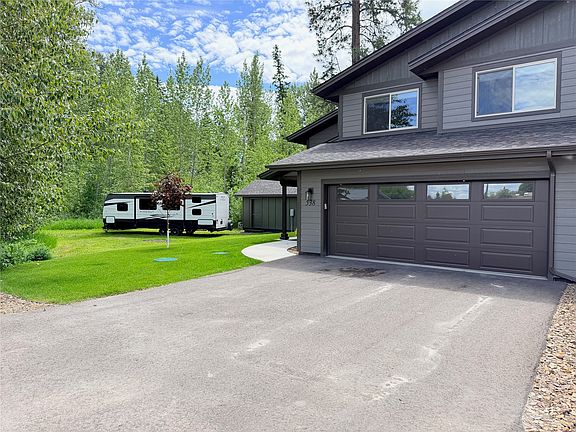 2nd image of 538 E Evergreen Dr