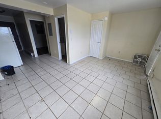 395 Mill Rock Road #FL 1ST, Hamden, CT 06517