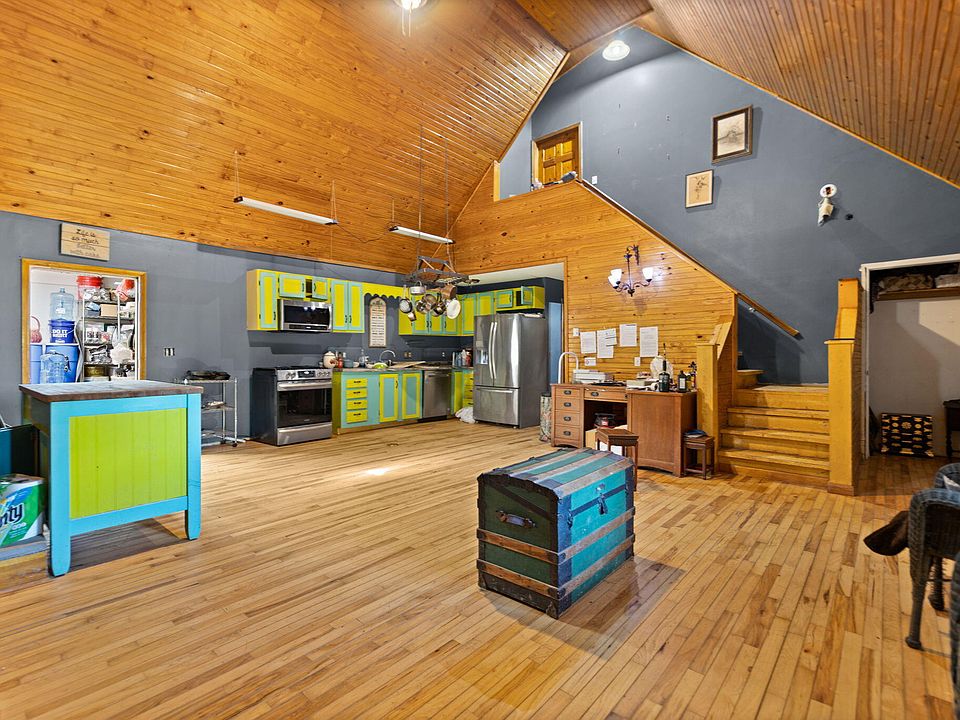 13th image of this home