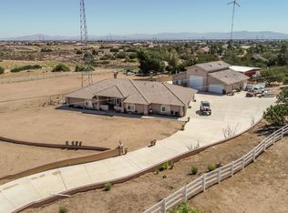 12322 Stuveling St, Oak Hills, CA 92344