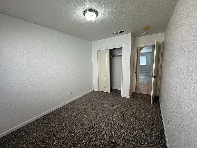 430 Vargus Ct — Photo 16