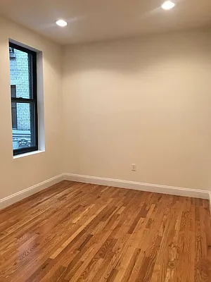 Rented by PMG Real Estate  | media 71