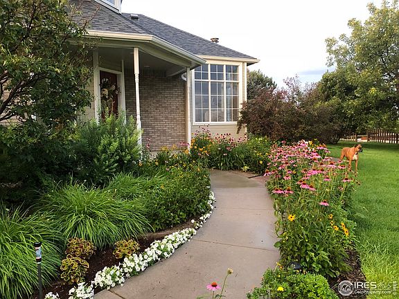 2nd image of 204 Willow Dr