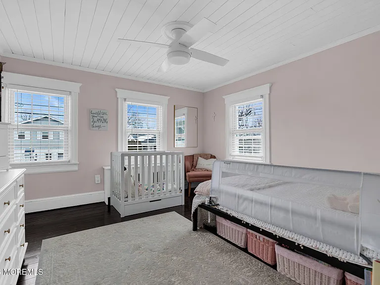 555 Ocean Rd — Photo 11