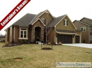9309 W 158th St, Overland Park, KS 66221