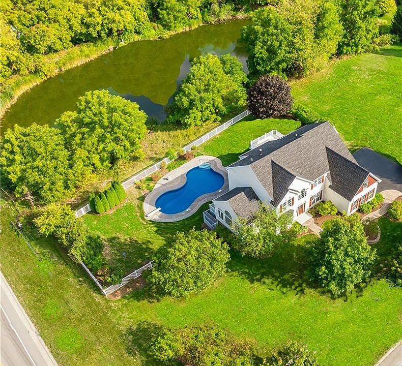 1st image of 2 Hamilton Rd