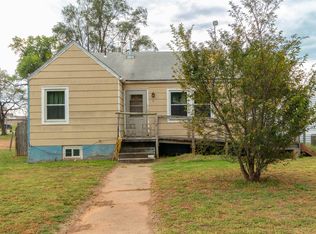 5 Oak Street Ct, Medicine Lodge, KS 67104