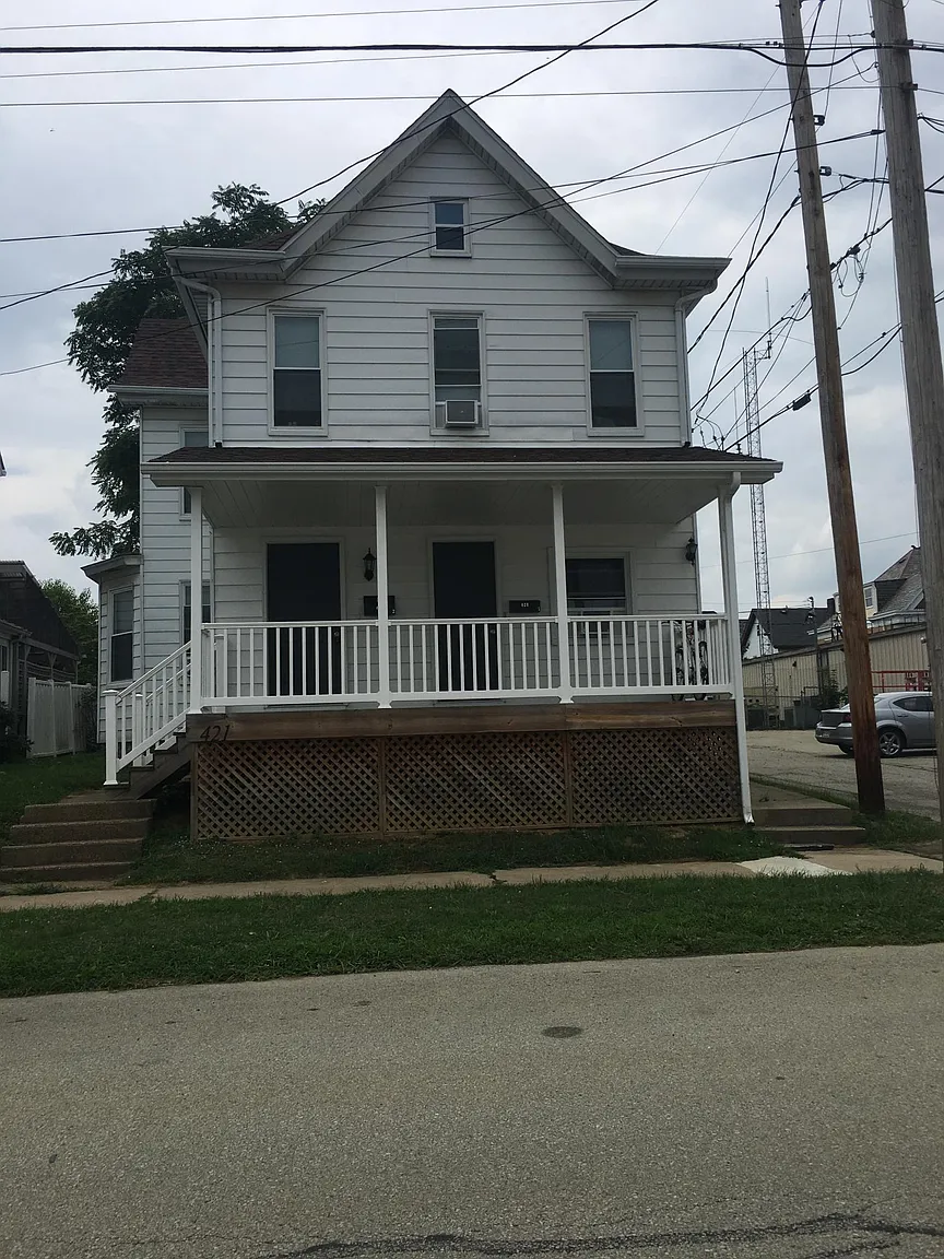 421 Guthrie St photo 1