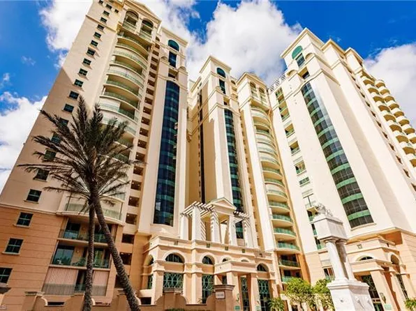 960 Cape Marco Dr #Penthouse 4, Marco Island, FL 34145