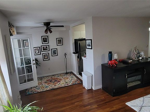 5th image of 55 S Bergin Place #3F