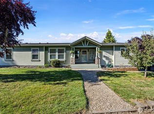 51 E Alder St, Port Ludlow, WA 98365