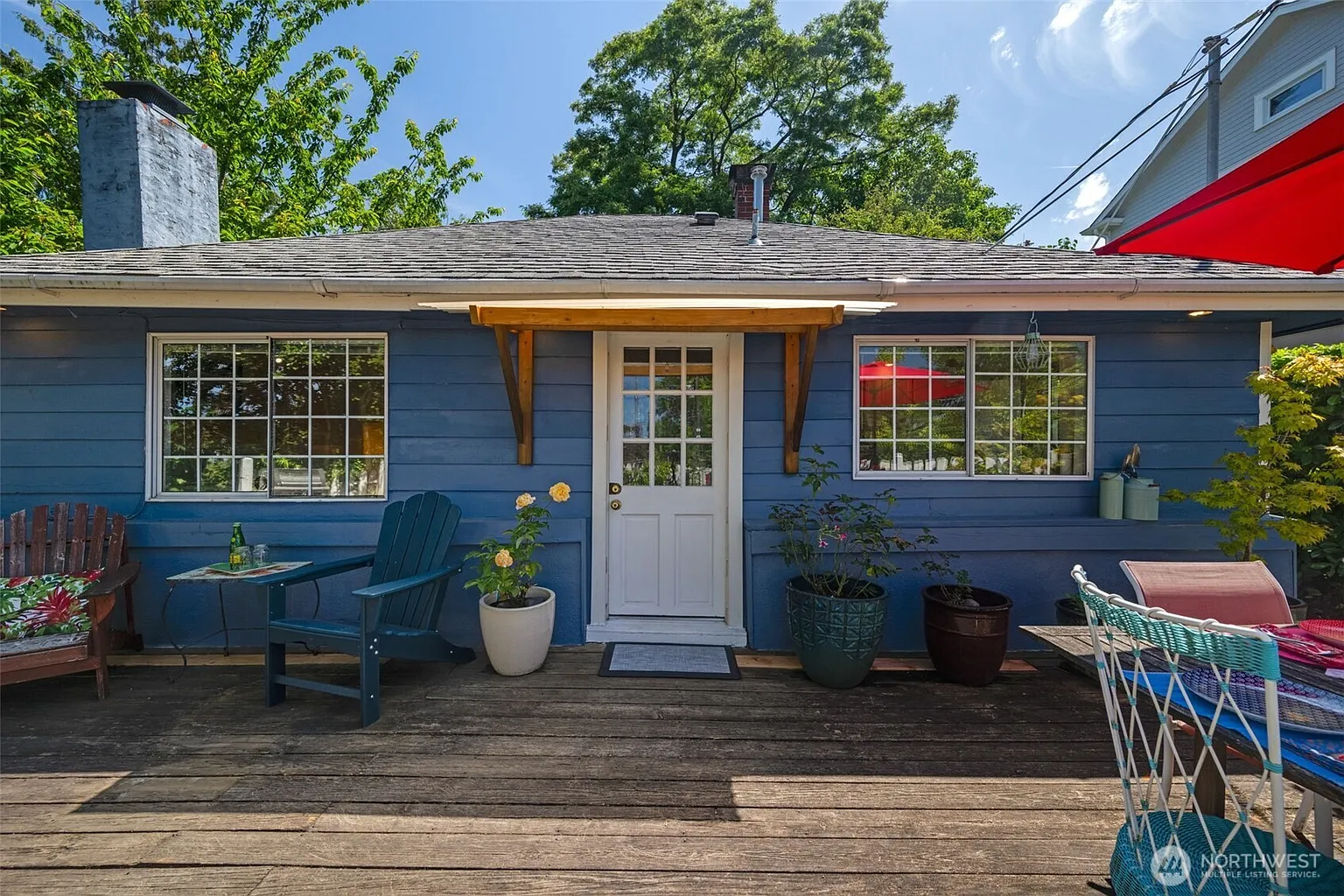 1524 30th Avenue photo 1