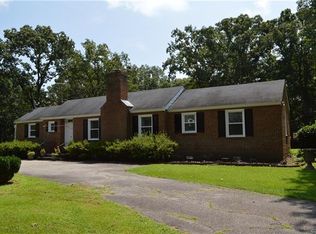 330 Oak Hill Rd, Petersburg, VA 23805