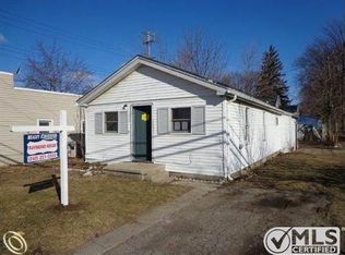 2928 Hensman St, Keego Harbor, MI 48320