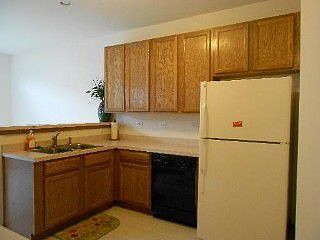 4th image of 525 Heritage Ct
