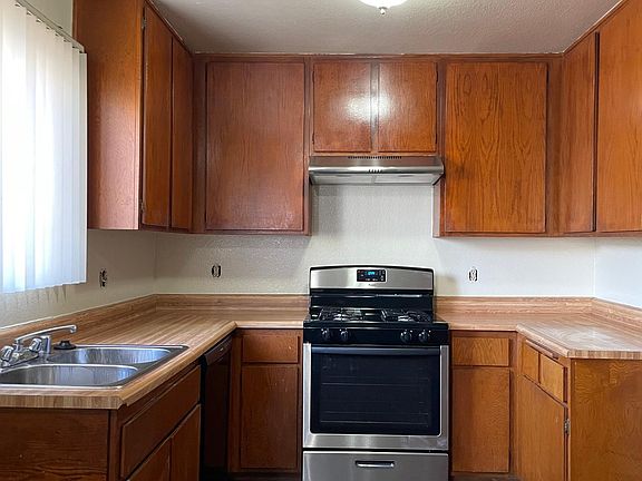 2nd image of 14118 Cordary Ave APT 47